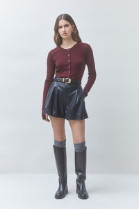 Bee Short Black