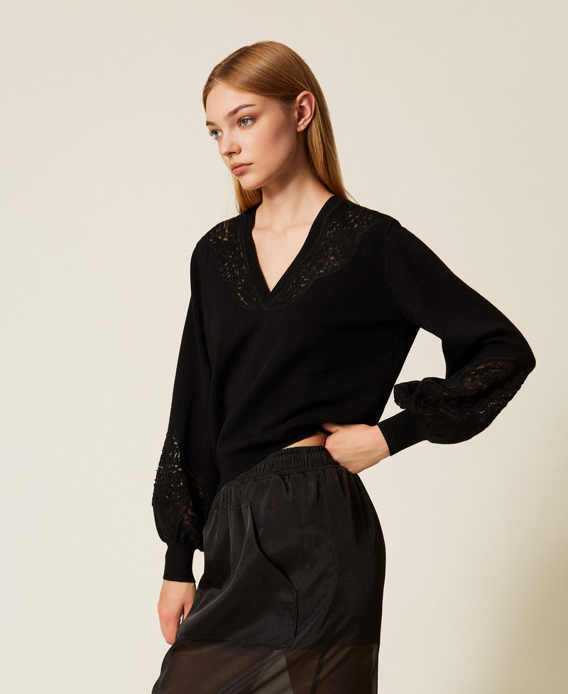 Jumper With Embroidered Inlays Black