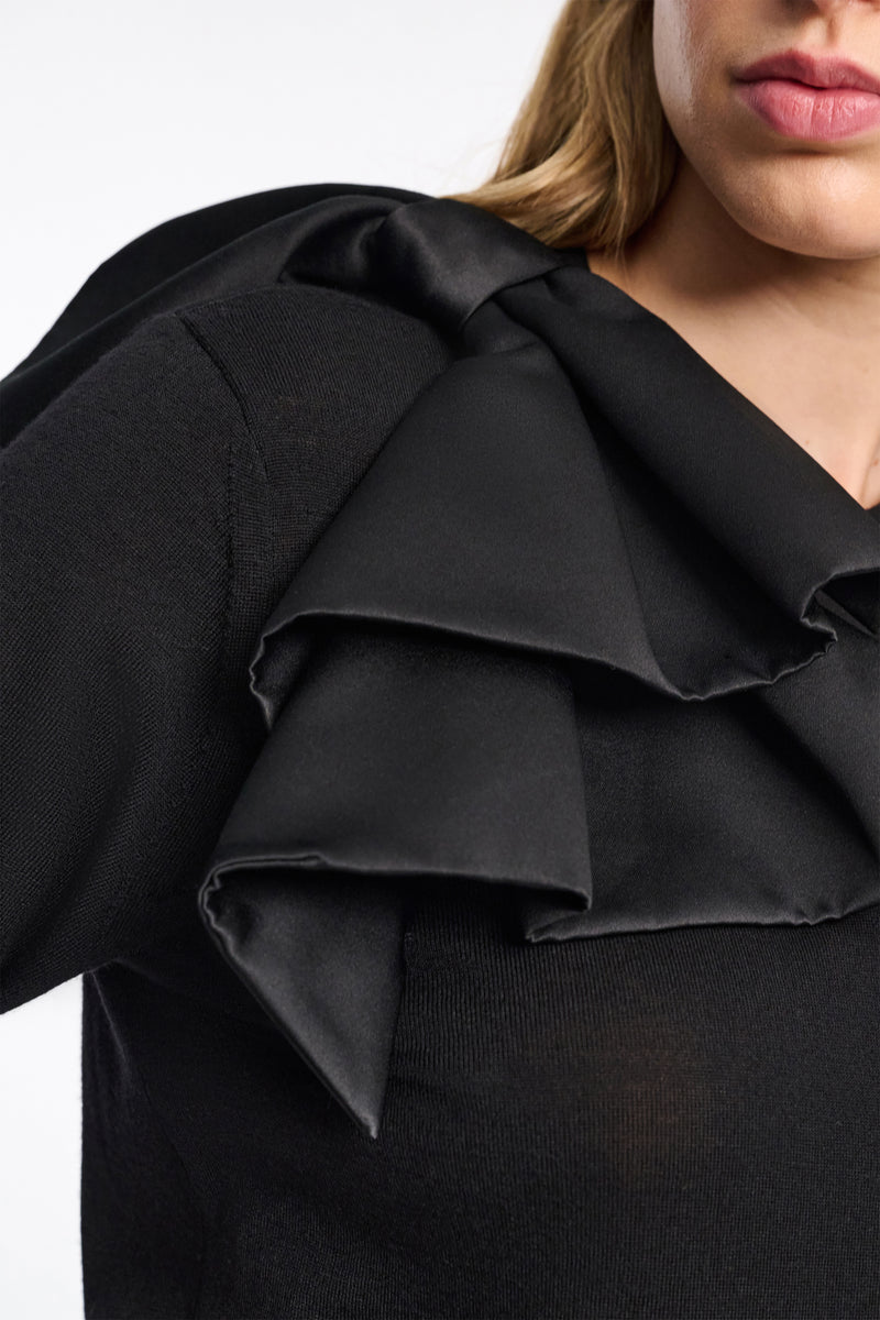 Chic Merino II Pullover in Pure Black