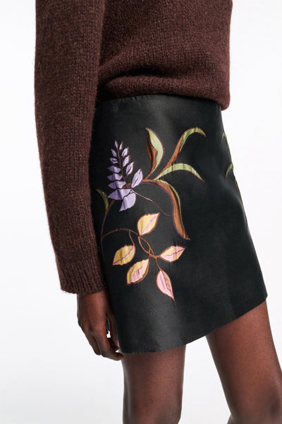Soft Petal Skirt Pure Black