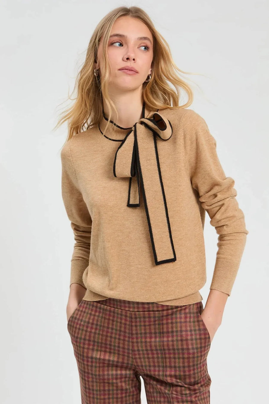 Black And Beige Bow Sweater-Vilagallo-Tocca Finita