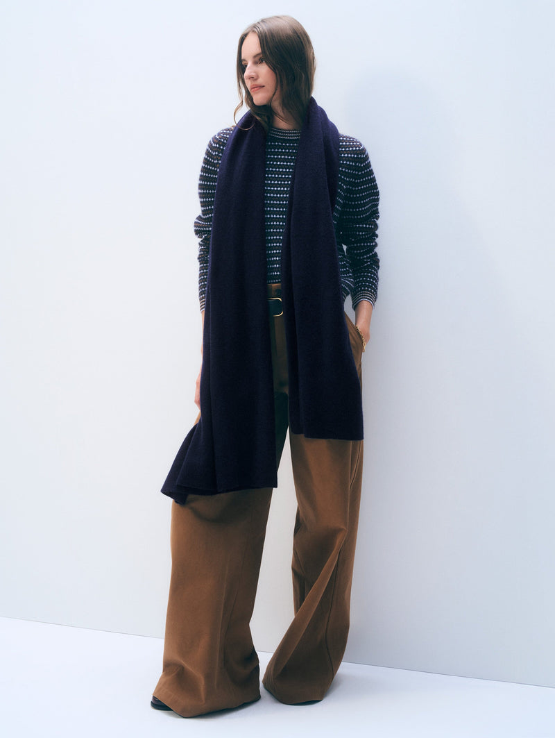 Cashmere Travel Wrap Deep Navy-White And Warren-Tocca Finita