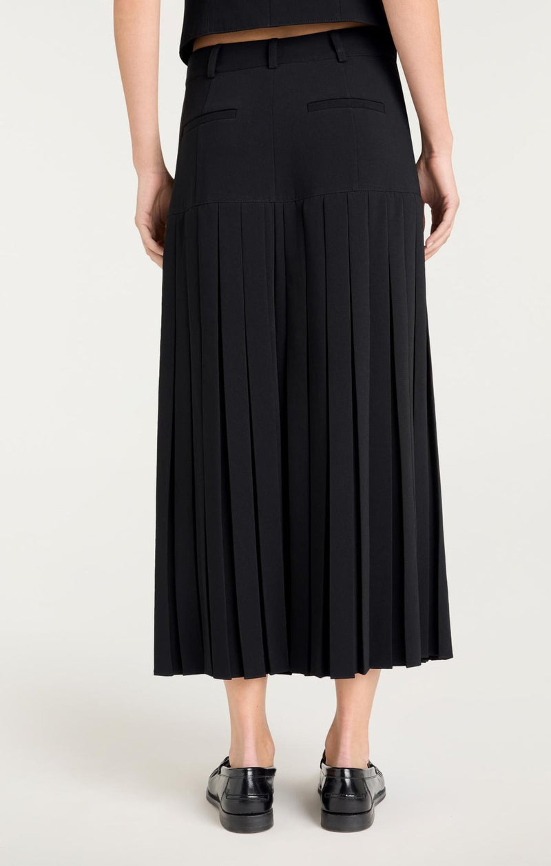 Crepe Bane Skirt in Black-Cinq A Sept-Tocca Finita