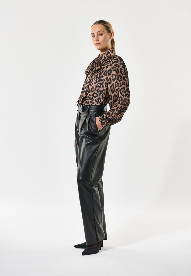 KikkiDEA Blouse Animal-Dea Kudibal-Tocca Finita