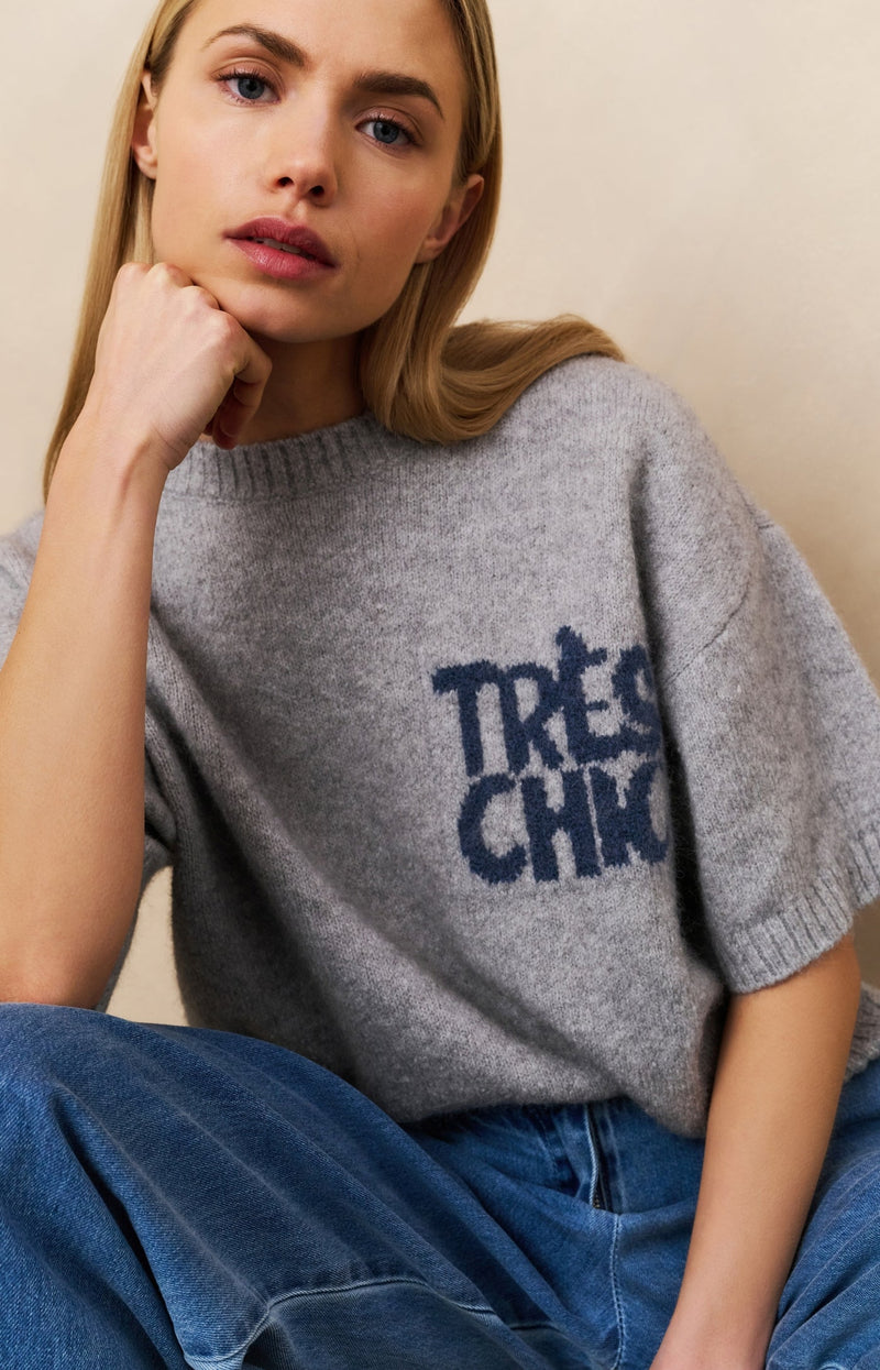 Knitted Short Sleeve Sweater With Artwork Light Grey