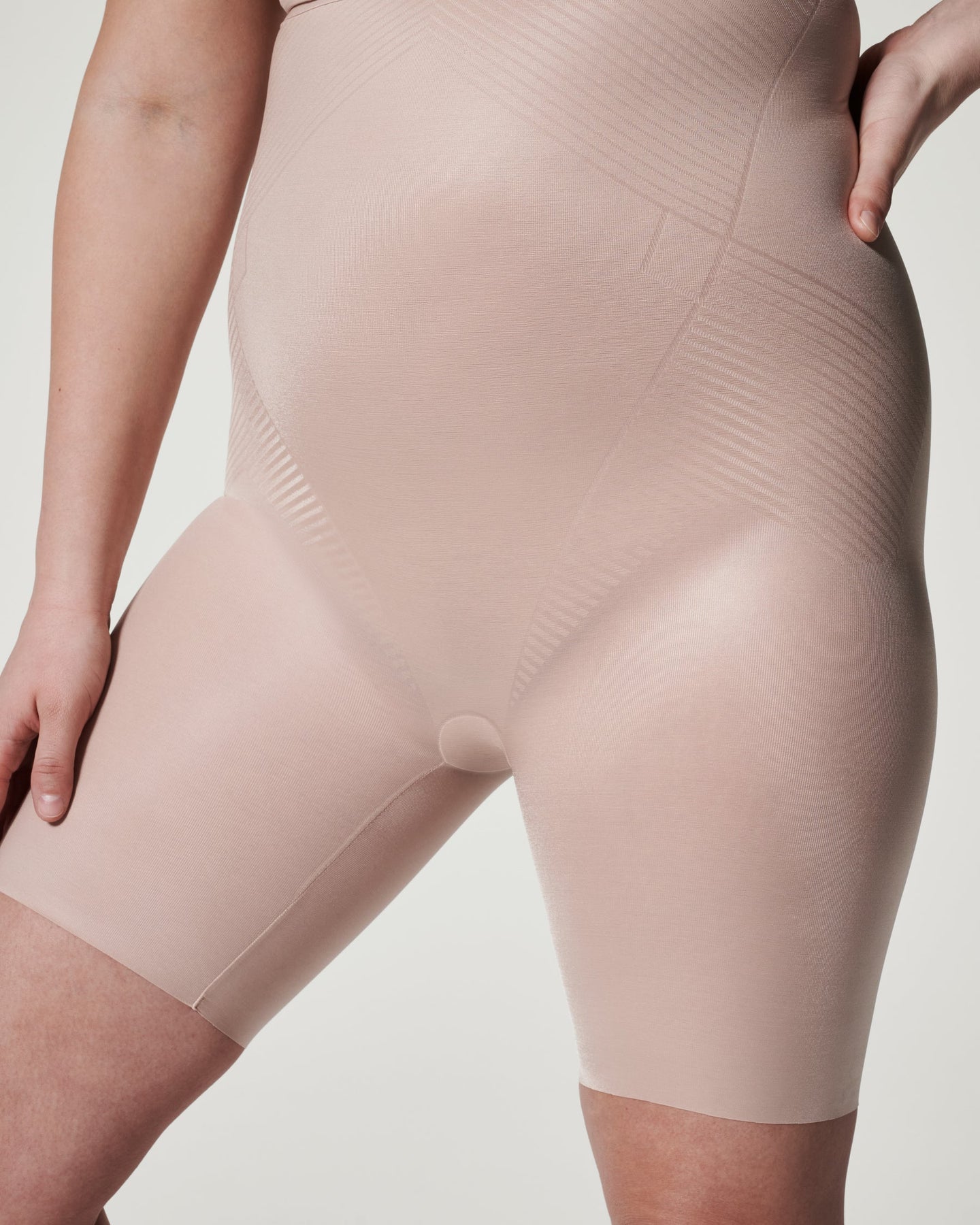 SPANXshape Invisible High Waisted Mid Thigh Short Champagne Beige spanxshape-invisible-high-waisted-mid-thigh-short-champagne-beige