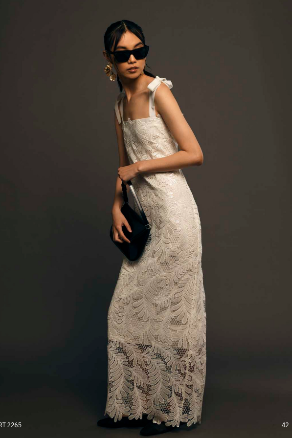 White Dress-Milva Mi-Tocca Finita